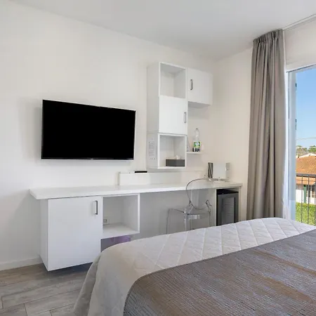 Апартаменты La Brise -versilia Марина-ди-Пьетрасанта